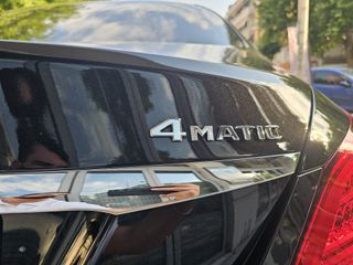 Mercedes-Benz C 300 2020 e 4Matic 9g tronic-thumb-25