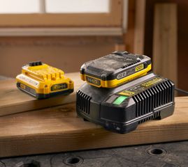 STANLEY SFMCD700D2A-QW 20V drill/driver-thumb-3