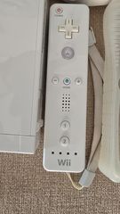 Nintendo wii-thumb-3