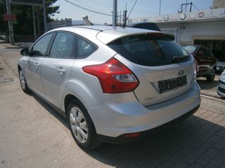 Ford Focus 2012 TDCI-thumb-4