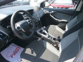 Ford Focus 2012 TDCI-thumb-9