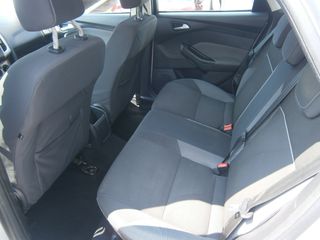 Ford Focus 2012 TDCI-thumb-10
