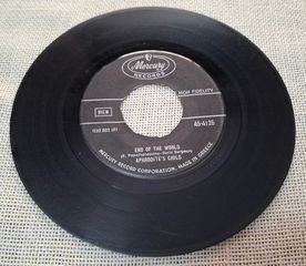 Aphrodite's Child – End Of The World / You Always Stand In My Way 7'