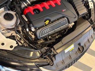 Audi TT RS 2016 QUATTRO-thumb-12
