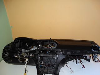 ΤΑΜΠΛΟ ΚΟΜΠΛΕ MERCEDES W204 FACELIFT  ΜΕ ΟΘΟΝΗ . ΟΠΩΣ ΤΟ ΒΛΕΠΕΤΕ ΣΤΙΣ ΦΩΤΟΓΡΑΦΙΕΣ