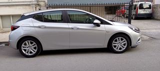 Opel Astra 2018-thumb-5