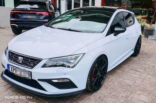 Seat Leon 2020 1.5tsi FR TGI DSG 7gear Facelift Black Edition Panorama!!!!