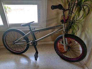 BMX 2020 Stolen