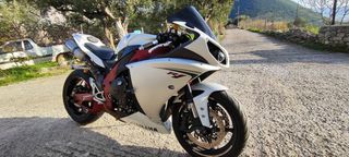 Yamaha YZF-R1 2009 Big bang -cross plane