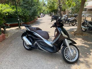 Piaggio Beverly 300i 2012
