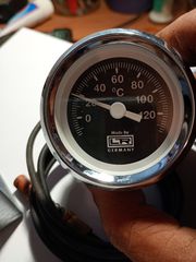 Όργανο μέτρησης θερμοκρασίας νερού