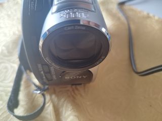 Πωλείται βιντεοκάμερα sony-thumb-3