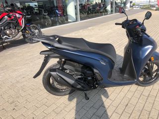 Honda SH 350i 2025 Ετοιμοπαράδοτο MAT JEANS BLUE METALLIC-thumb-2