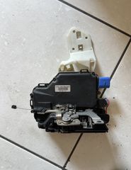 VW New Beetle κλειδαριά πίσω δεξιά 05-11