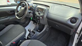 Toyota Aygo (X) 2020-thumb-20