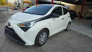 Toyota Aygo (X) 2020-thumb-3