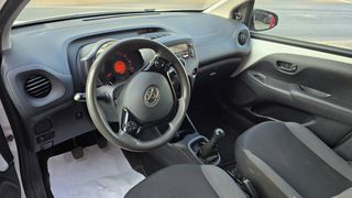 Toyota Aygo (X) 2020-thumb-18