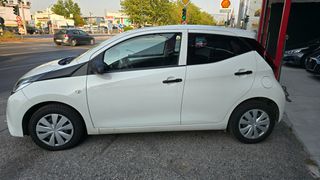 Toyota Aygo (X) 2020-thumb-10