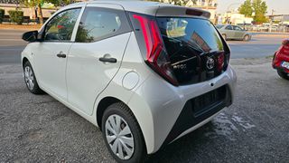 Toyota Aygo (X) 2020-thumb-8