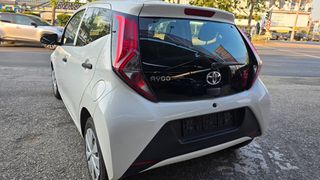 Toyota Aygo (X) 2020-thumb-13