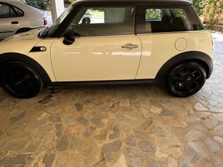 Mini Cooper 2010 R56
