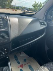 Opel Combo 2019-thumb-10