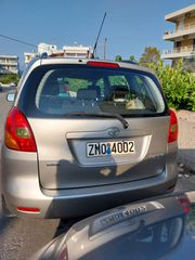 Toyota Corolla Verso 2003 VVTi