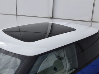 Mini Cooper SE 2024 Favoured Trim XL Package-thumb-9