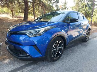 Toyota C-HR 2018 1.8 HYBRID BUSINESS EDITION / KEYLESS