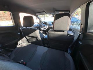 Ford Fiesta 2017 ST-LINE-thumb-12