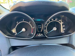 Ford Fiesta 2017 ST-LINE-thumb-17