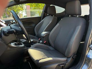 Ford Fiesta 2017 ST-LINE-thumb-11