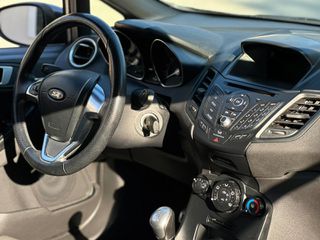 Ford Fiesta 2017 ST-LINE-thumb-14