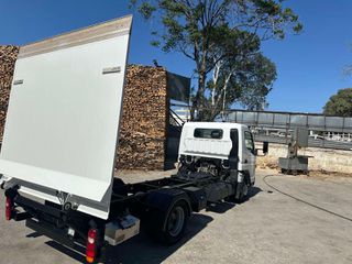 Σασί Mitsubishi 2020 FUSO 3C15-thumb-7