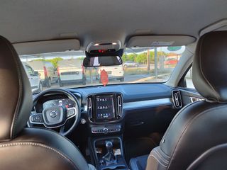 Volvo XC40 2019 1.5 momentum-thumb-10