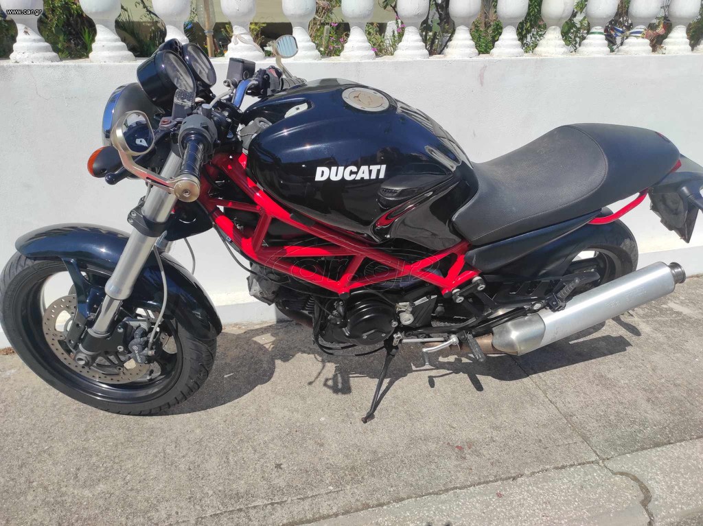 Ducati Monster 695 2008