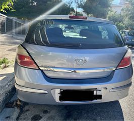 Opel Astra 2004