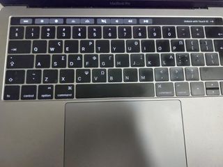 MacBook Pro-thumb-3