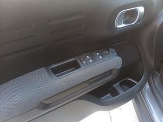 Citroen C3 Aircross 2019 1.2 PureTech ShinePANORAMA.NAVI  *greep control*-thumb-22