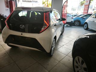Toyota Aygo (X) 2021 ΔΩΡΕΑΝ ΣΕΡΒΙΣ-thumb-3
