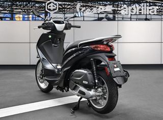 Piaggio Medley 200 2026 E5+ 4 ΕΤΗ ΕΓΓΥΗΣΗΣ-thumb-1