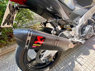 Aprilia Tuono 2016 V4 1100 RR-thumb-12