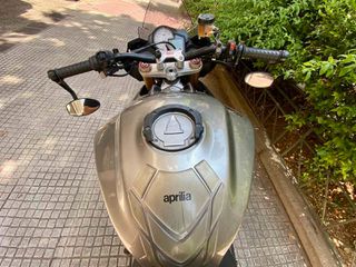 Aprilia Tuono 2016 V4 1100 RR-thumb-20