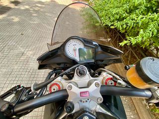 Aprilia Tuono 2016 V4 1100 RR-thumb-21