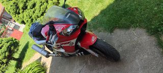 Yamaha YZF-R6 2004-thumb-10