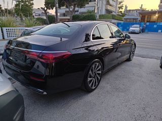 Mercedes-Benz E 220 2024 d Avantarde Panorama-thumb-3