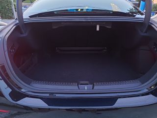 Mercedes-Benz E 220 2024 d Avantarde Panorama-thumb-16