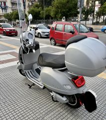 Piaggio Vespa GTS 300 2023 SuperTech