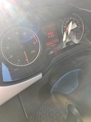 Audi A4 2010 B8-thumb-6