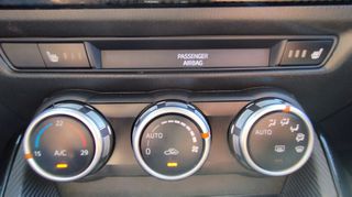 Mazda 2 2018 1.5CC 90PS CENTER IMPORT-thumb-14
